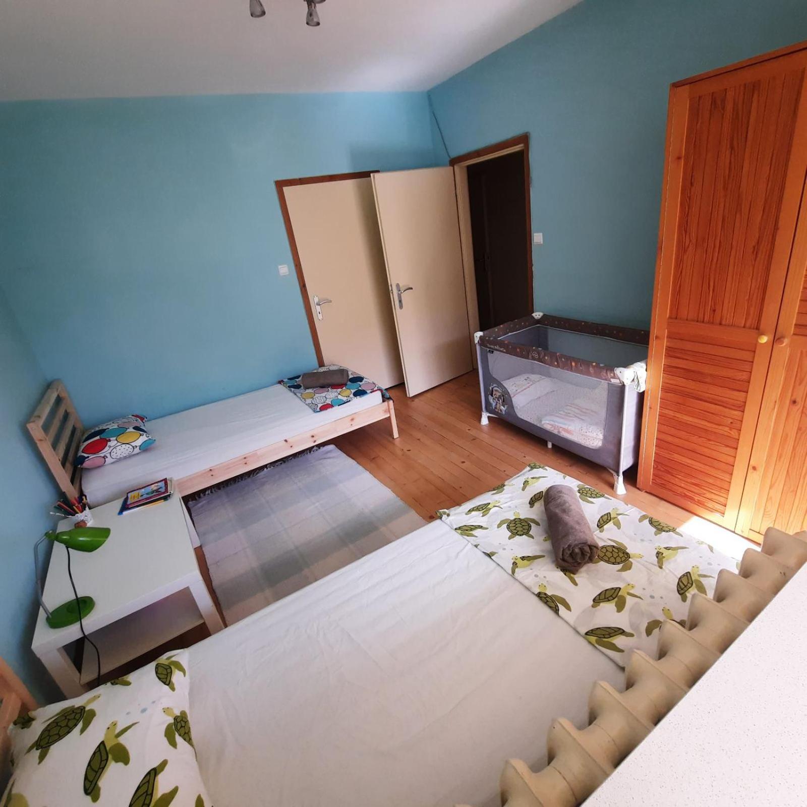 Spacious 3 Bedroom Apartment, Close To Metro Station * Sofía