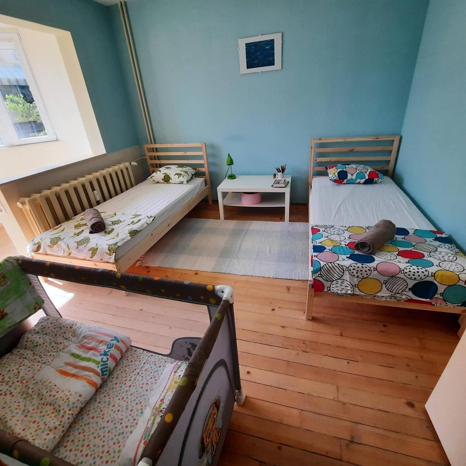 Apartamento Spacious 3 Bedroom Apartment, Close To Metro Station